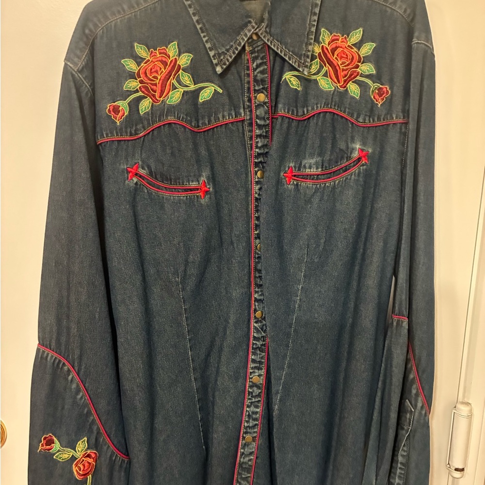 Rare Martini Ranch Western  Denim Snap Shirt with Multicolor Embroidery